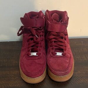 Nike Burgundy suede High-Top Sneakers